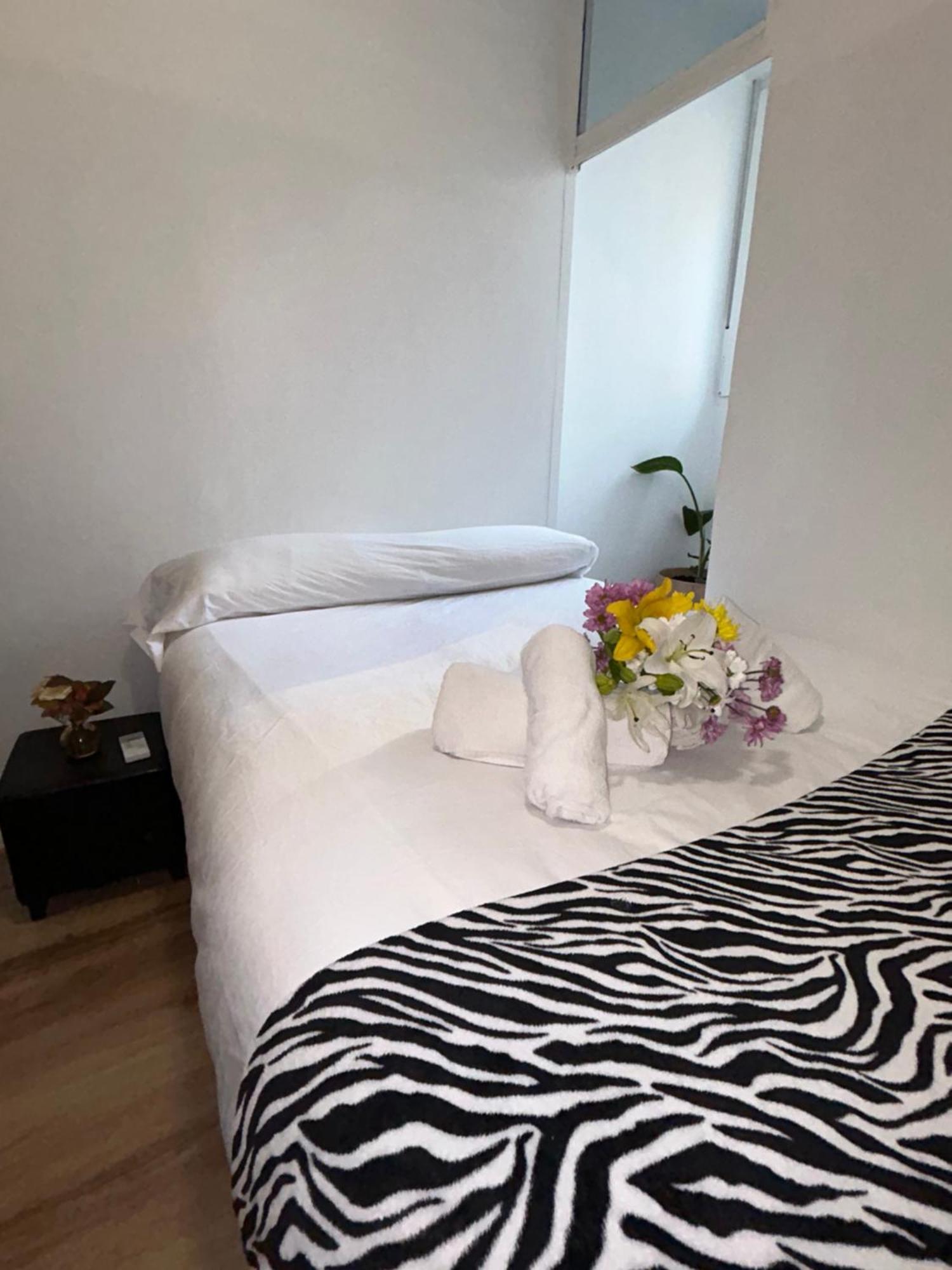 Penthouse Madrid View Apartment Luaran gambar