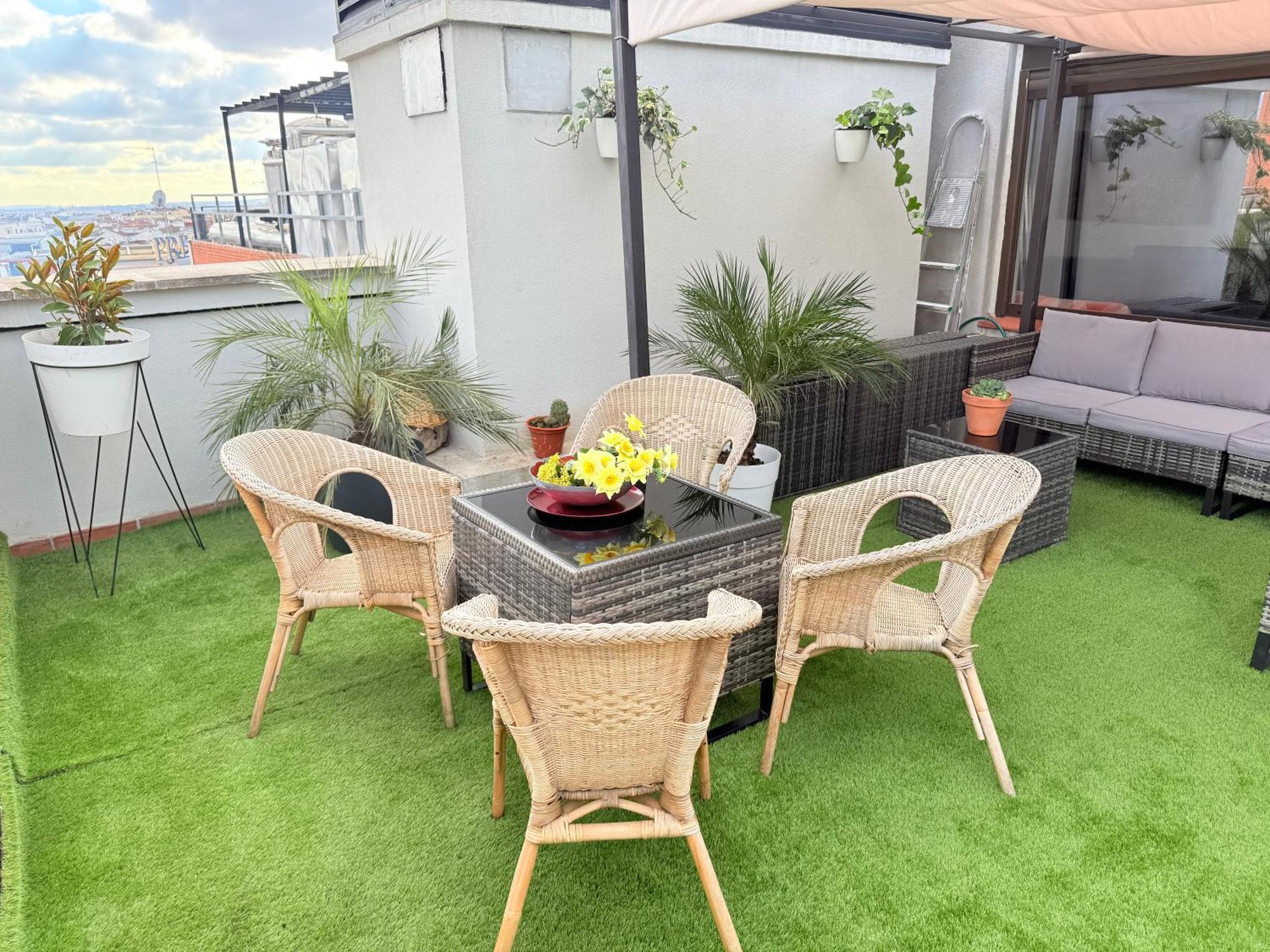 Penthouse Madrid View Apartment Luaran gambar